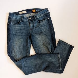 Anthropology Pilcro mid rise cropped jeans